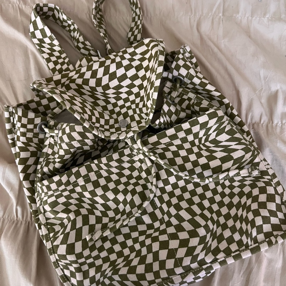 BAGGU Green and White Checkered Drawstring Backpack